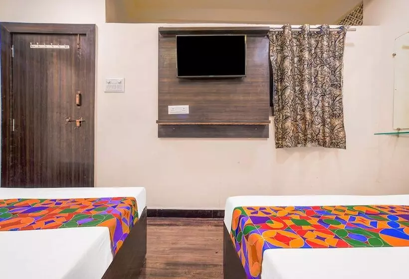 ホテル Fabexpress Neelam Palace