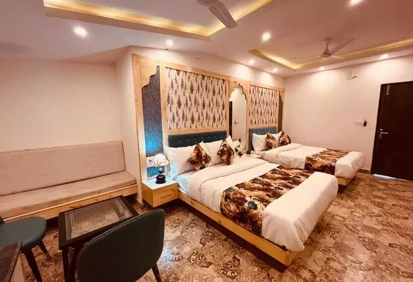 ホテル Amritsar View With Swimming Pool   Best Selling Property In Amritsar