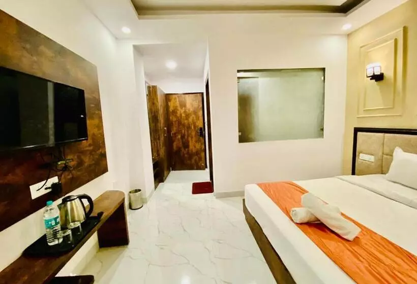ホテル Amritsar View With Swimming Pool   Best Selling Property In Amritsar