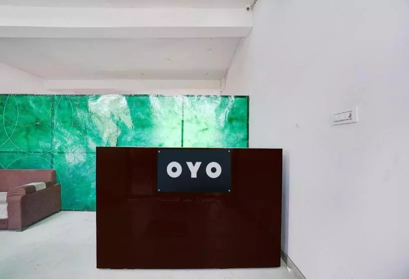 Hotelli Oyo Raj