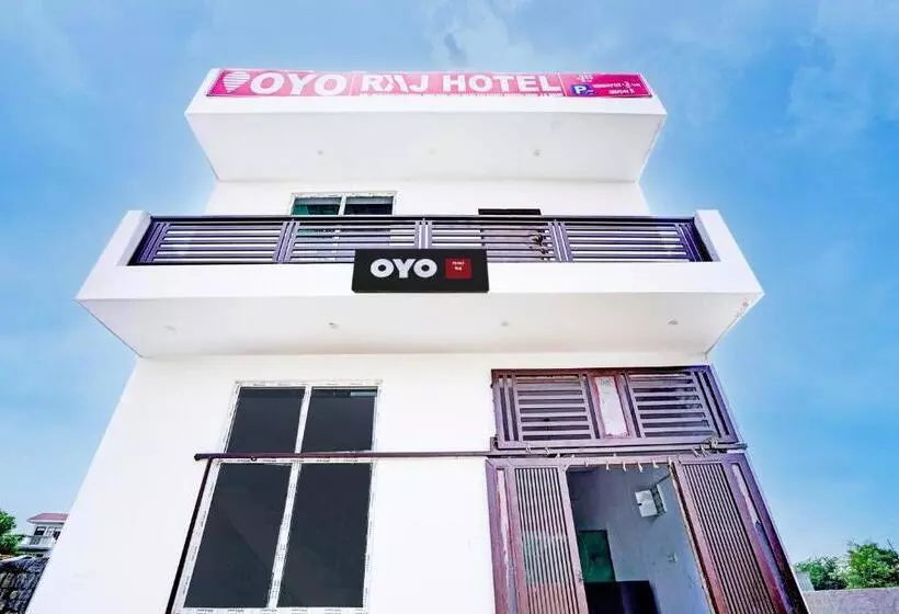 Hotelli Oyo Raj