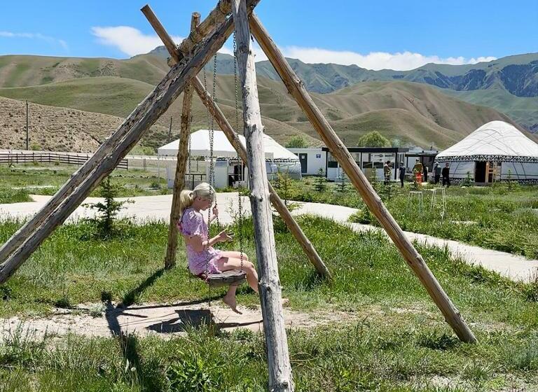 تختخواب و صبحانه As A Nomad Naryn Ethno Complex