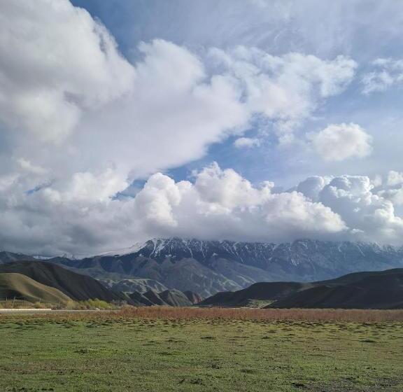 تختخواب و صبحانه As A Nomad Naryn Ethno Complex