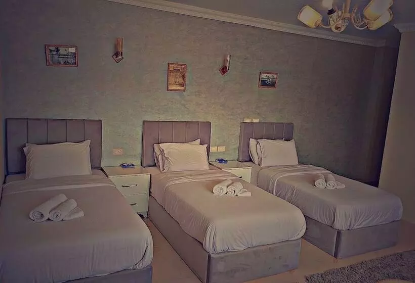 هتل Gem View Hostel