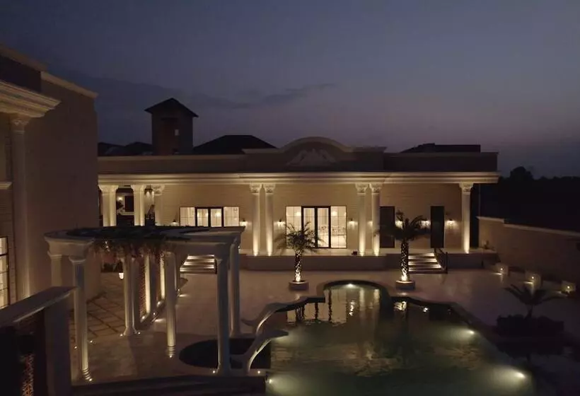 La Nature Hotels & Resorts