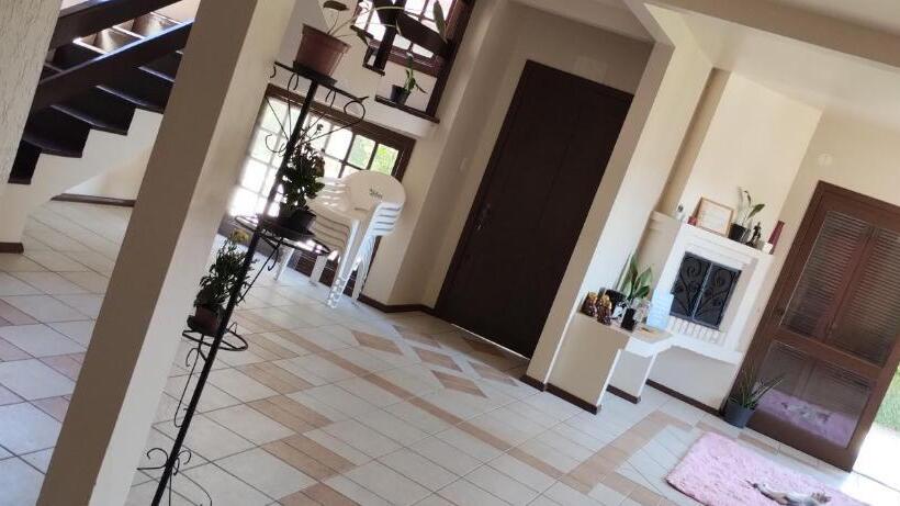 Bed and Breakfast Hostel De Gaia