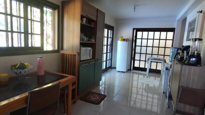 Bed and Breakfast Hostel De Gaia