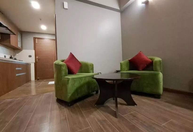 ホテル Luxsugero Studios Dehradun Mussoorie