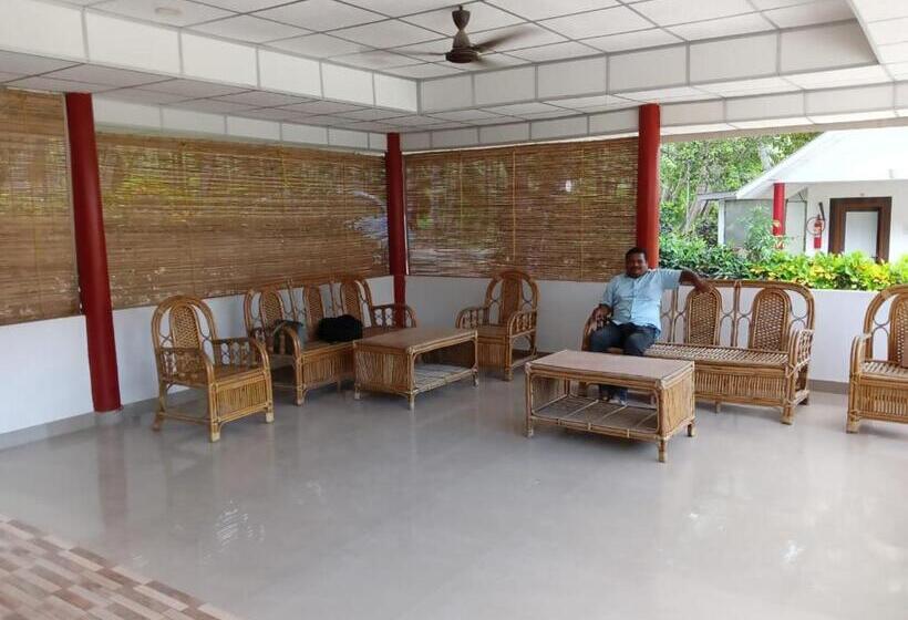 هتل Neil Holiday Resort