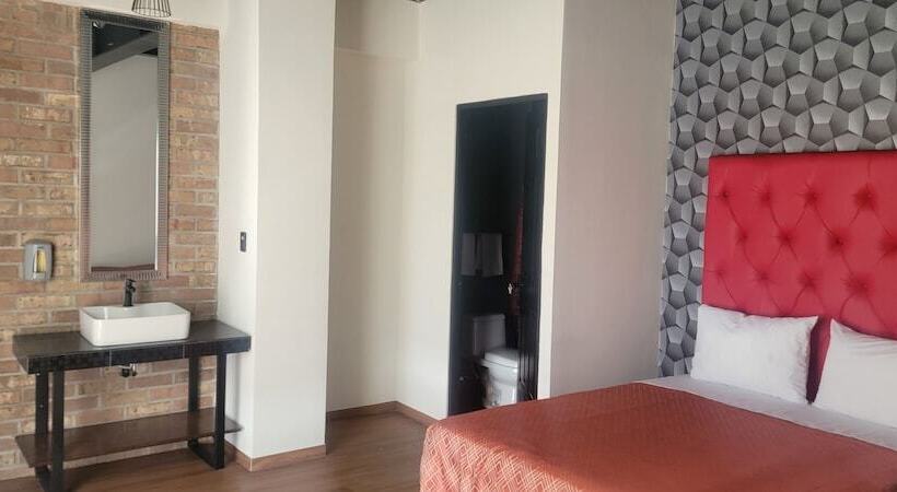 هتل Maquiavelo Solo Adultos