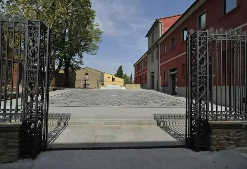 ベッドアンドブレックファースト Ultroneo, Locanda Di Collina