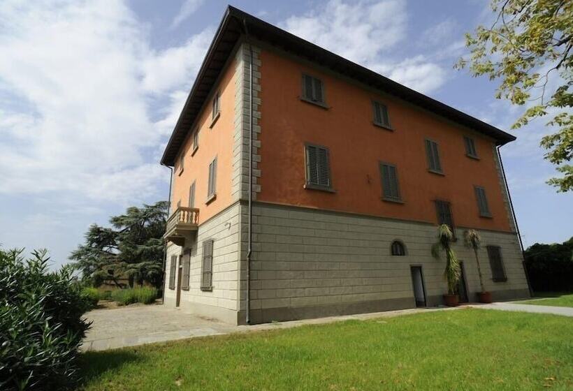 Nocleg ze śniadaniem Ultroneo, Locanda Di Collina