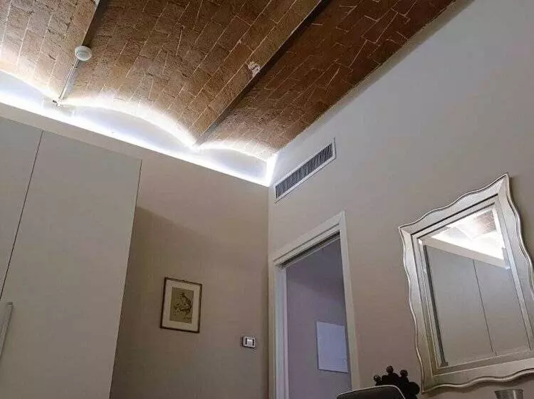 ベッドアンドブレックファースト Ultroneo, Locanda Di Collina