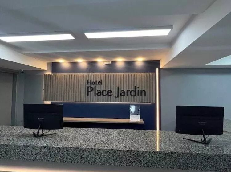Hotelli Place Jardin