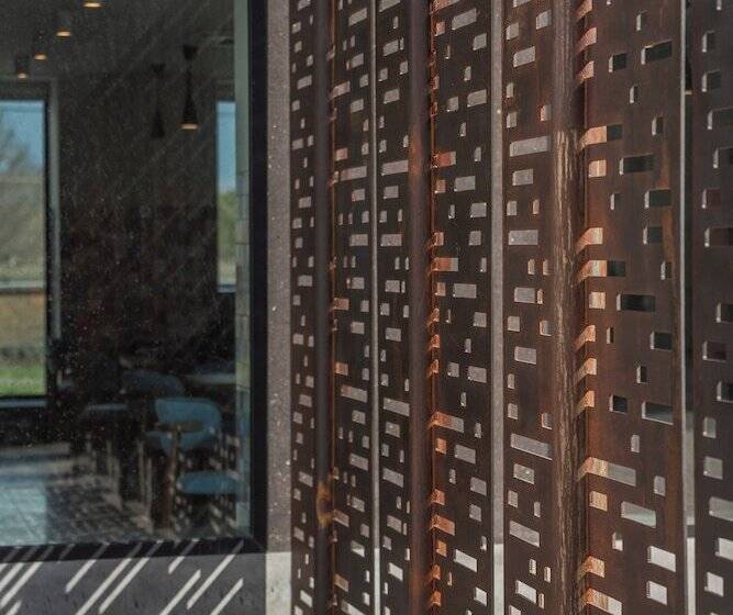 Manifest Restaurant And Hotel Gyumri