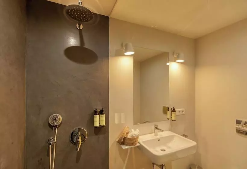 Manifest Restaurant And Hotel Gyumri