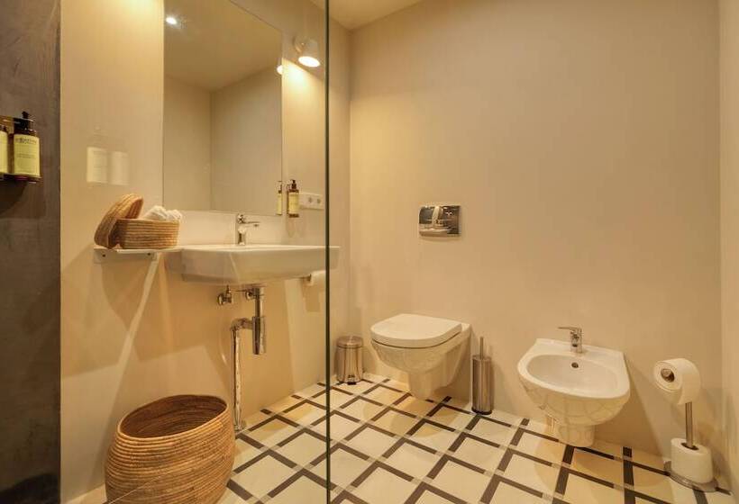 Manifest Restaurant And Hotel Gyumri