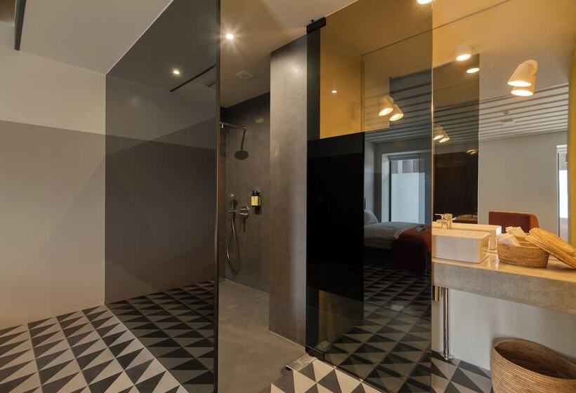 Manifest Restaurant And Hotel Gyumri