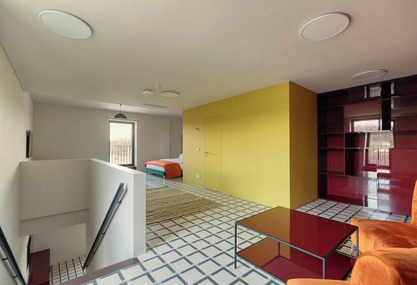 Manifest Restaurant And Hotel Gyumri