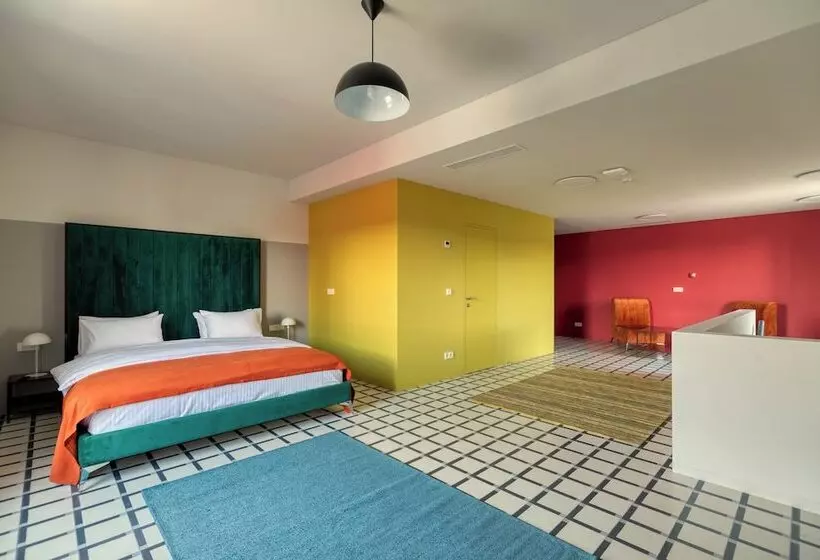 Manifest Restaurant And Hotel Gyumri