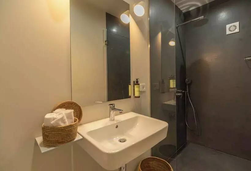 Manifest Restaurant And Hotel Gyumri