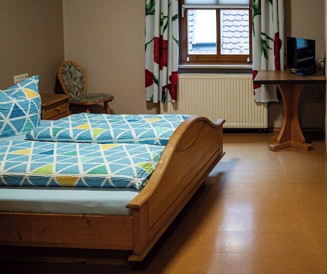 膳宿费 Cafe Alte Backstubn