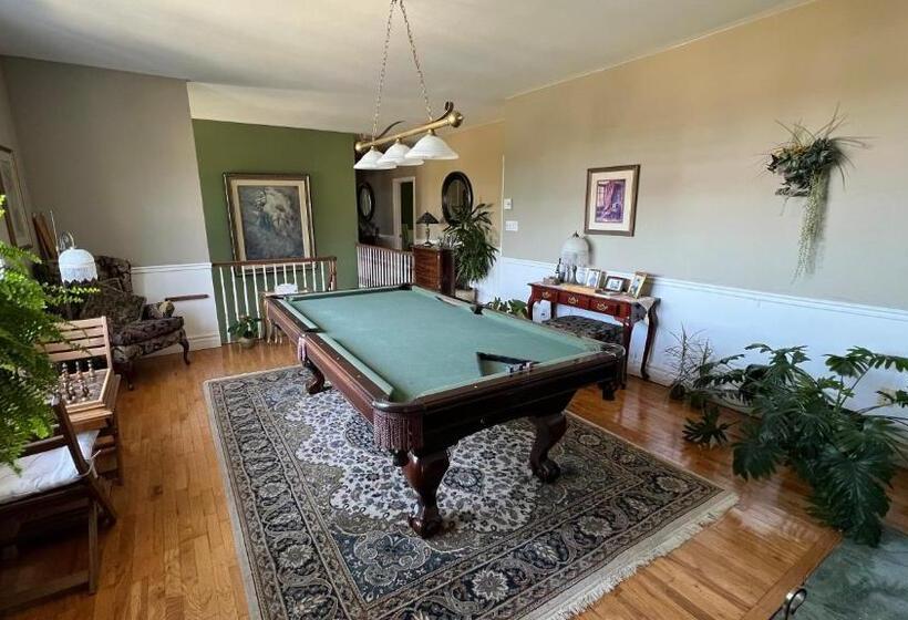 ベッドアンドブレックファースト Gîte Du Caméléon