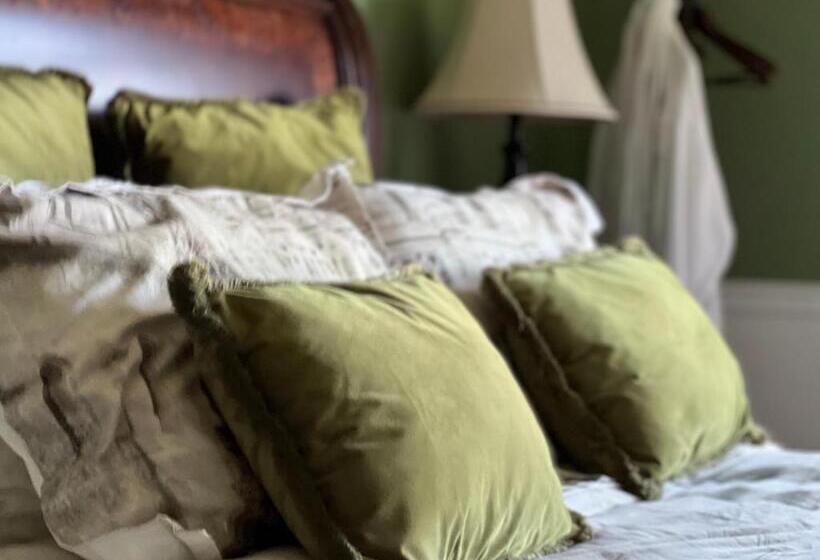 ベッドアンドブレックファースト Gîte Du Caméléon