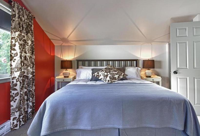 Bed and Breakfast Hedgerow House