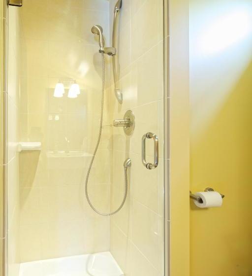 Bed and Breakfast Hedgerow House