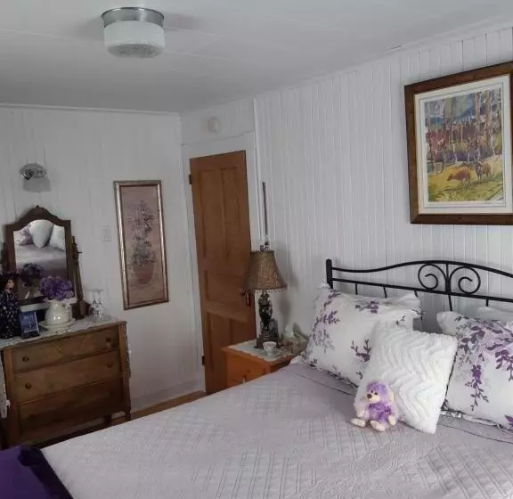 Aamiaismajoitus (B&B) Auberge Gite Maison Des Lilas