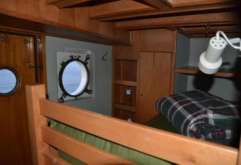 ベッドアンドブレックファースト Swept Away Inn