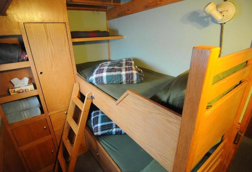 Bed and Breakfast Swept Away Inn