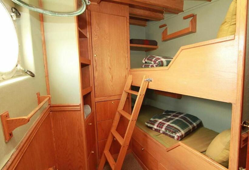 Bed and Breakfast Swept Away Inn