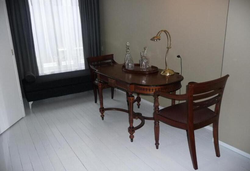 Bed & Breakfast Westviolet