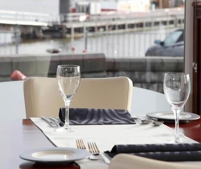 Hotel De Boegschroef