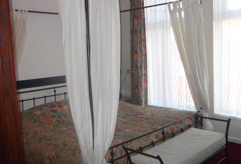 فندق Die Port Van Cleve