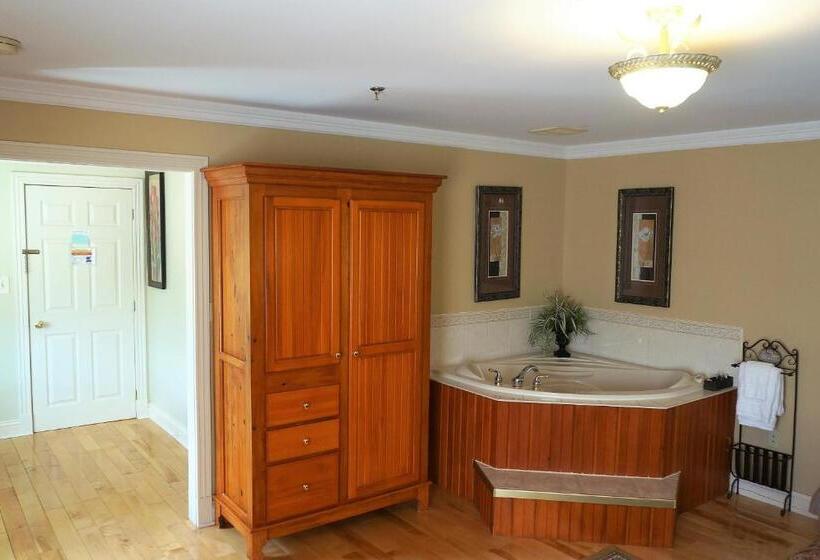 Szálloda Inn On The Harbour