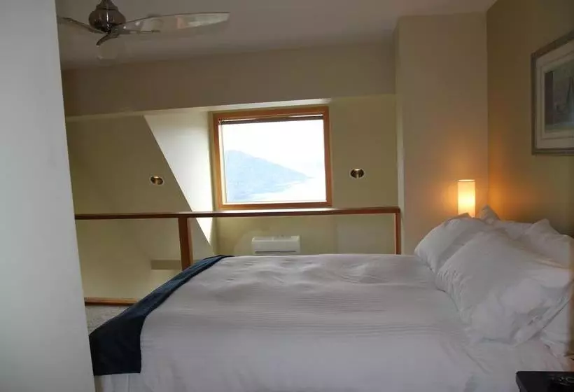 Hotelli Moon Water Lodge