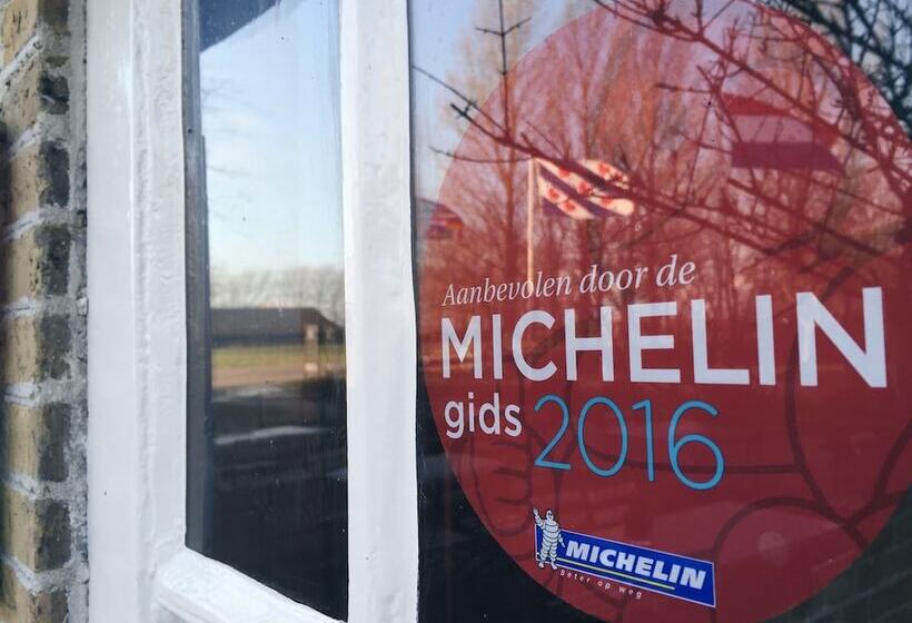 בית מלון כפרי & Restaurant Weidumerhout