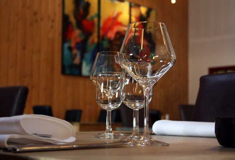 בית מלון כפרי & Restaurant Weidumerhout