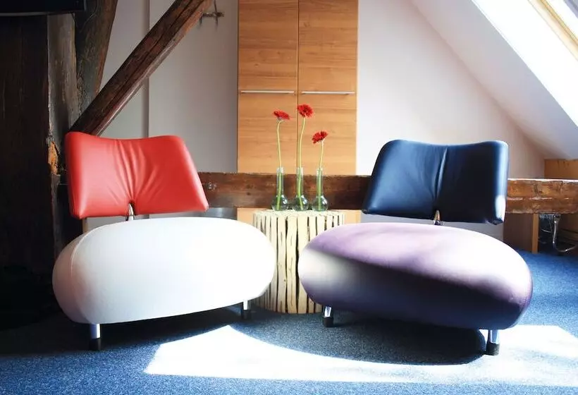 ホテル & Restaurant Weidumerhout