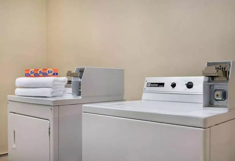 Hotelli Travelodge By Wyndham Edson