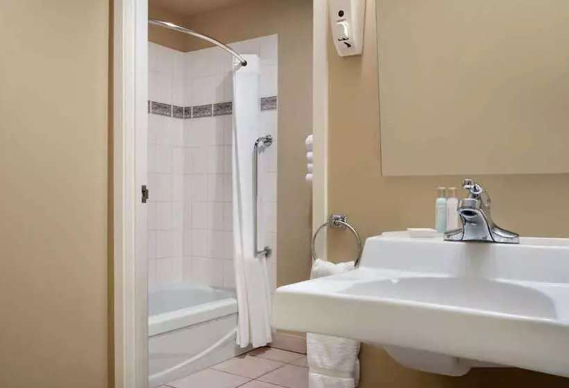 Hotelli Travelodge By Wyndham Edson