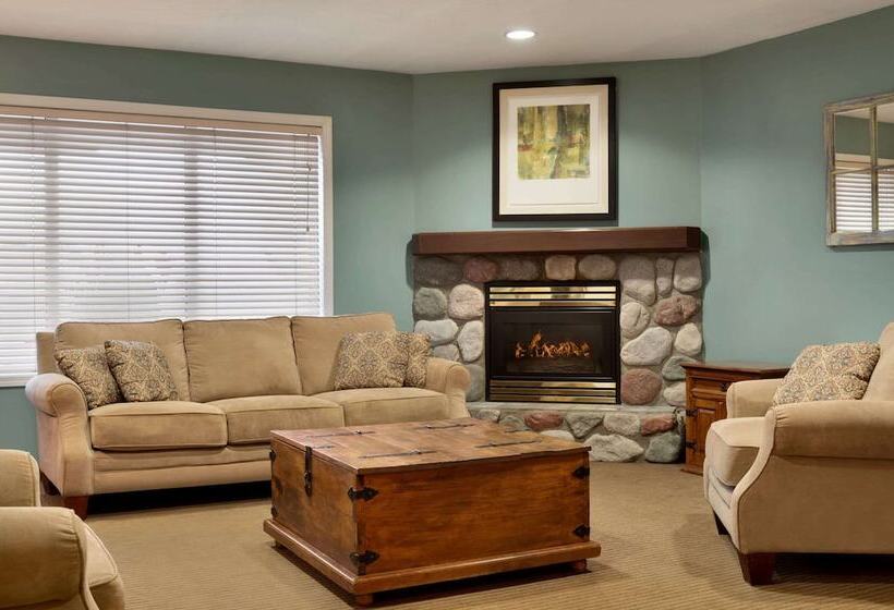 فندق Travelodge By Wyndham Edson