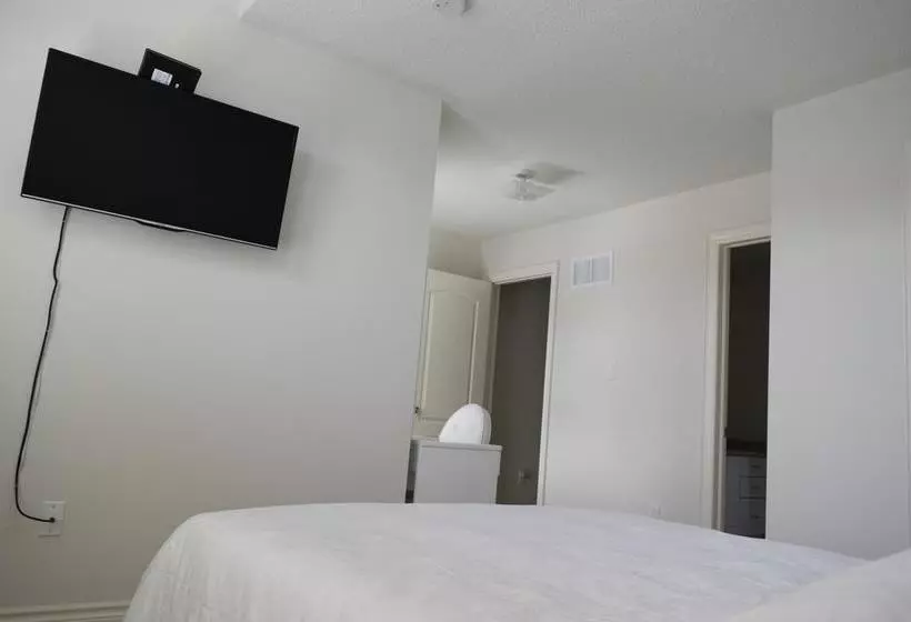 Markham Hostel