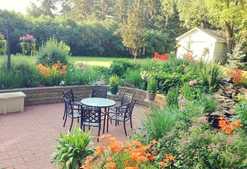 Mcdougall Lane Bed & Breakfast