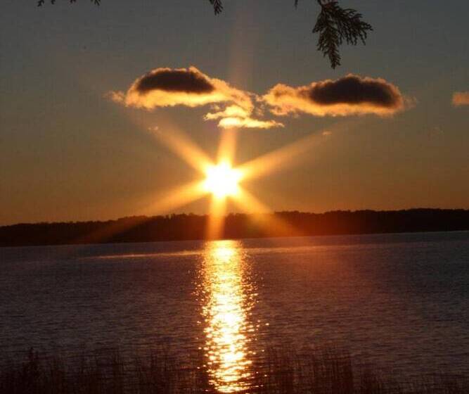 Motel My Friends Inn Manitoulin