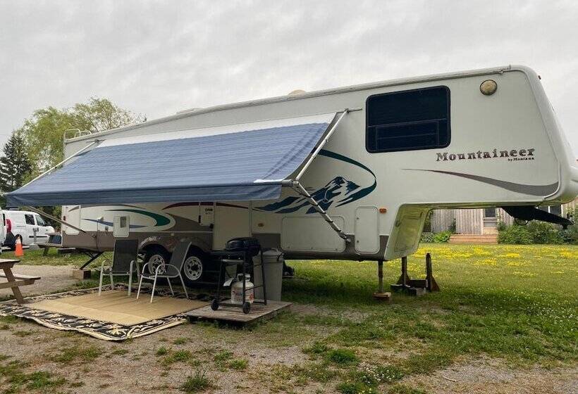 Motel My Friends Inn Manitoulin