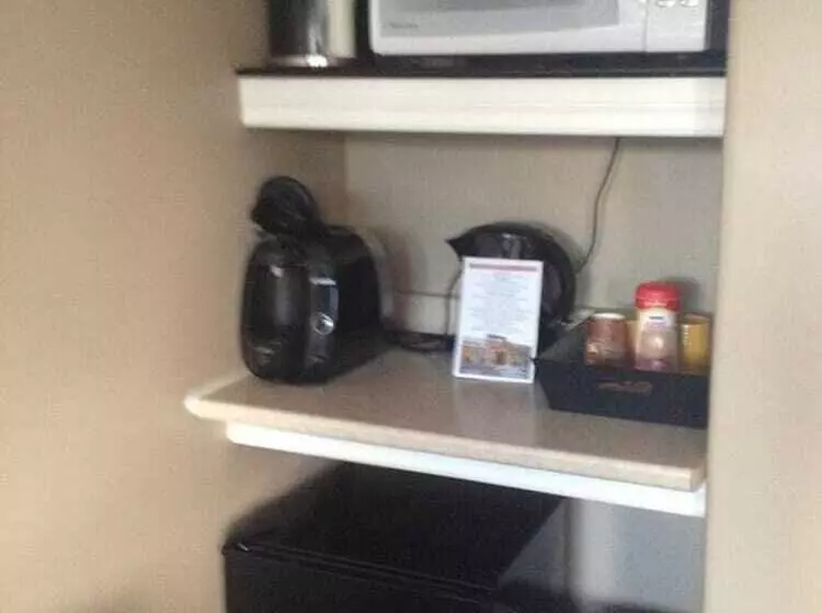 Motelli My Friends Inn Manitoulin
